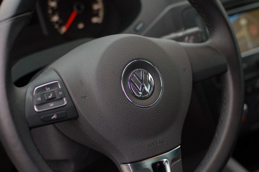 Volkswagen Jetta 2011 года  (фото 51 из 139)